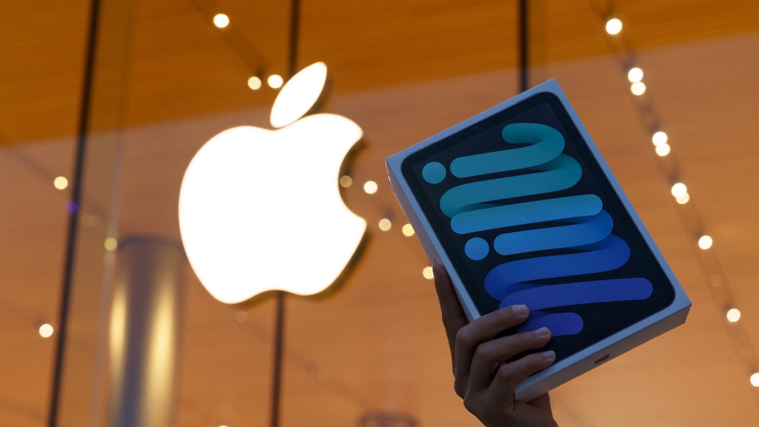 Apple osiągnęło 'przełom'! Nadchodzi najdroższy iPhone w historii. Tego świat jeszcze nie widział