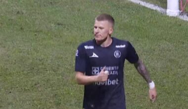 Reprezentant Polski na wylocie z klubu, a tu nagły zwrot. Czekał 152 dni Piłka nożna