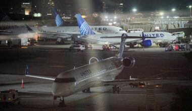 Chaos na lotniskach w USA. Tysiące lotów opóźnionych, pasażerowie czekają godzinami