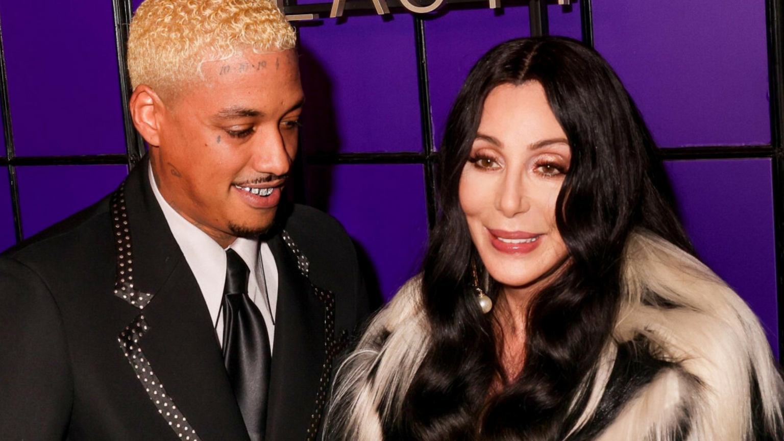 Cher my¶li o ¶lubie z m³odszym o 40 lat partnerem. Jej s³owa o ró¿nicy wieku pójd± w ¶wiat