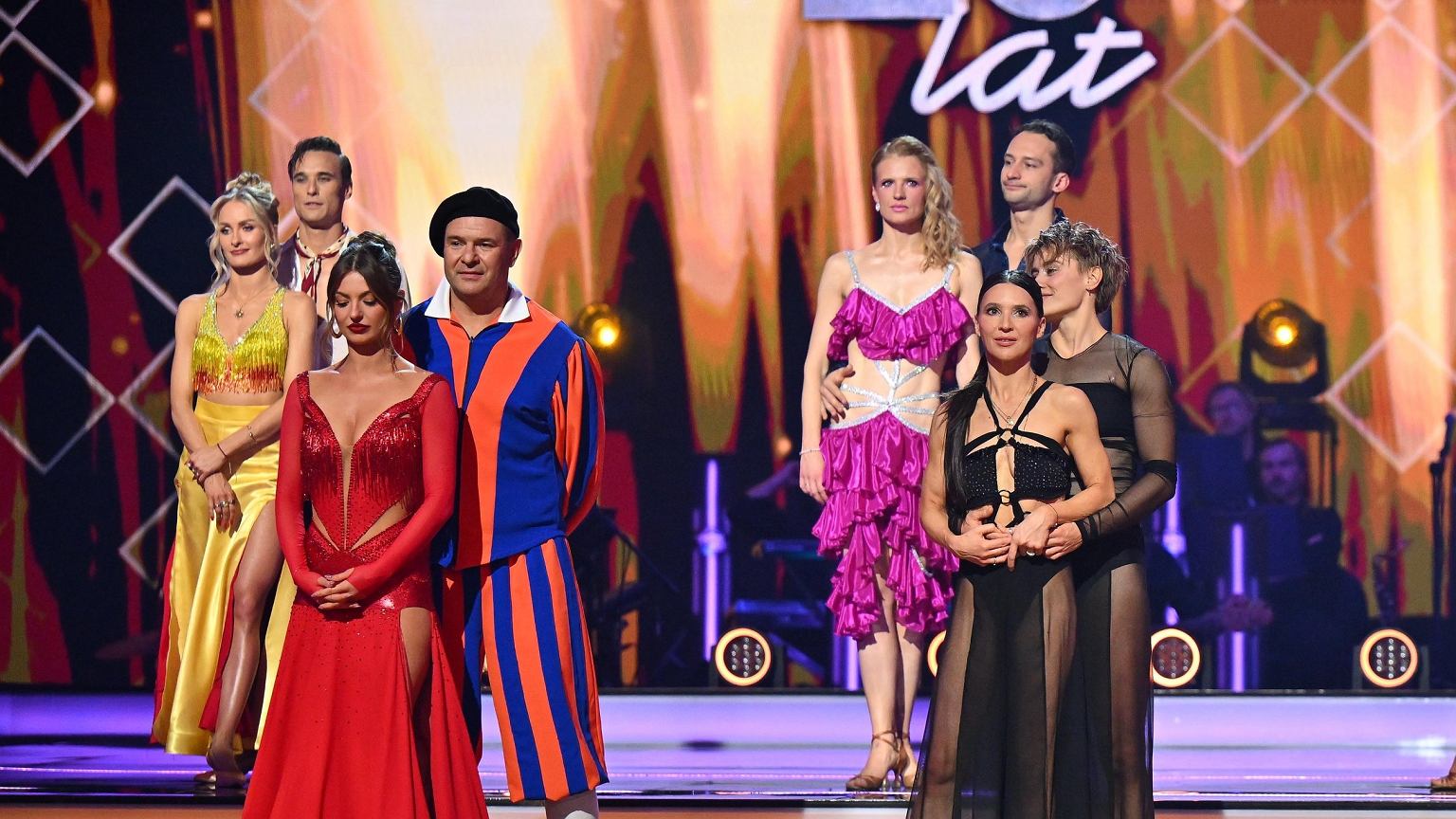 Zawrza³o kilka dni przed pó³fina³em 'Tañca z gwiazdami'. Nag³a zmiana rozsierdzi³a widzów