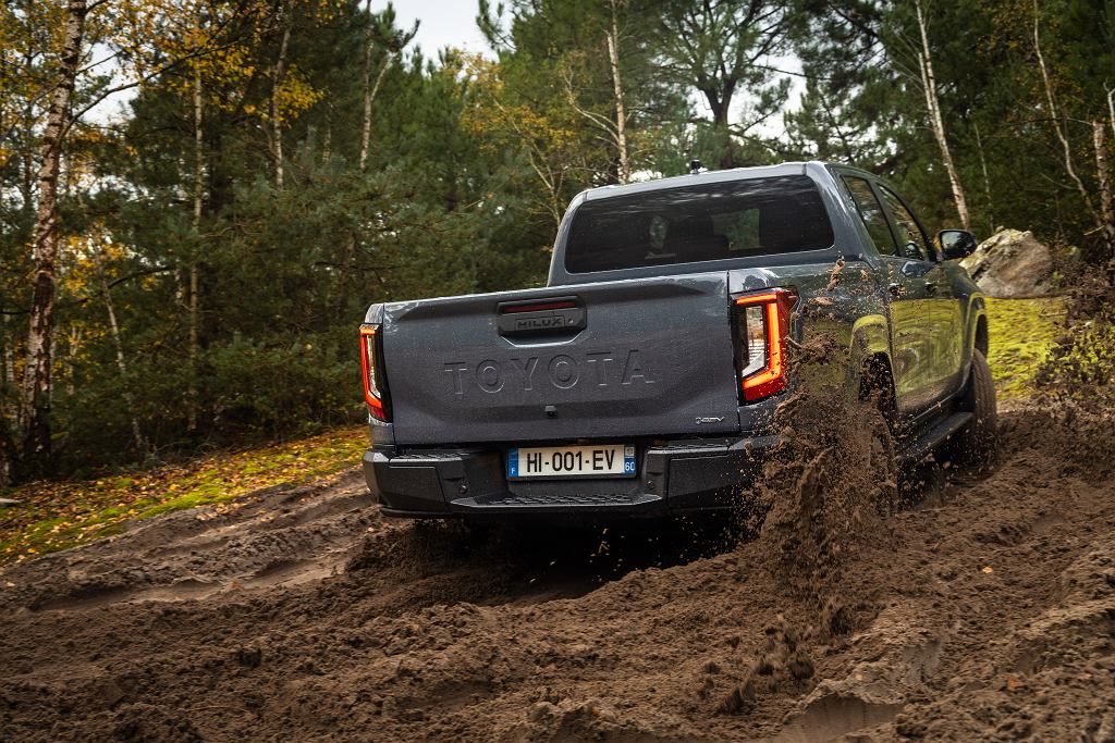 Toyota Hilux 9 generacji