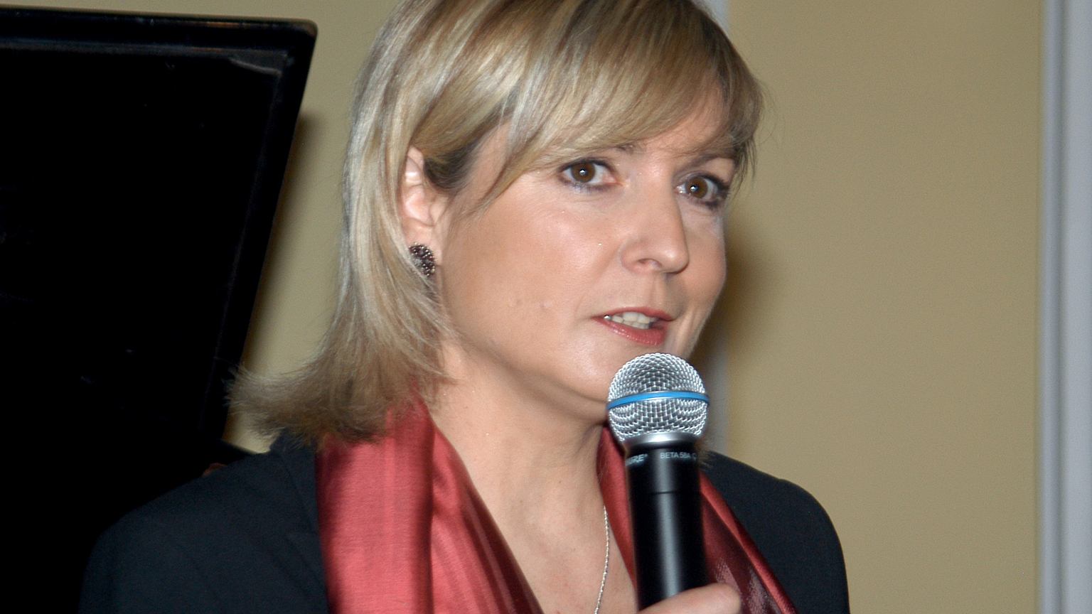 Iwona Schymalla przez lata by³a gwiazd± TVP. Co u niej s³ychaæ? Tak dzi¶ wygl±da