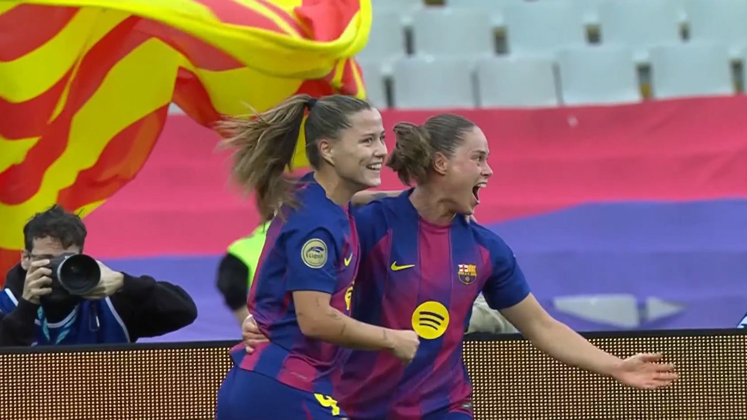 Ewa Pajor jest niesamowita! To była 15. minuta meczu Barcelona - Real Piłka nożna