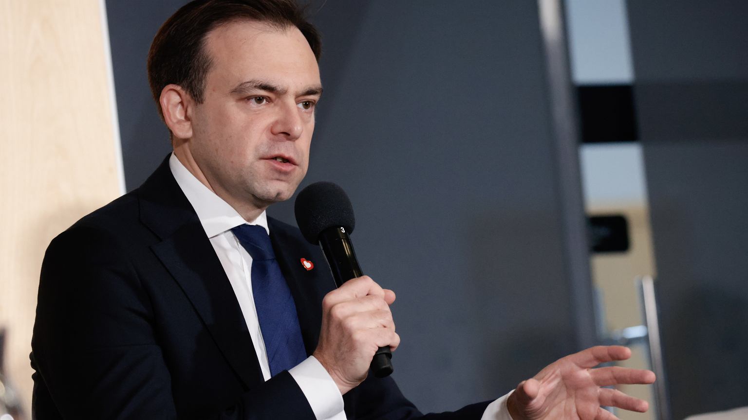 Deficyt budżetowy Polski po październiku wynosi 227 mld zł. Nowe dane Ministerstwa Finansów