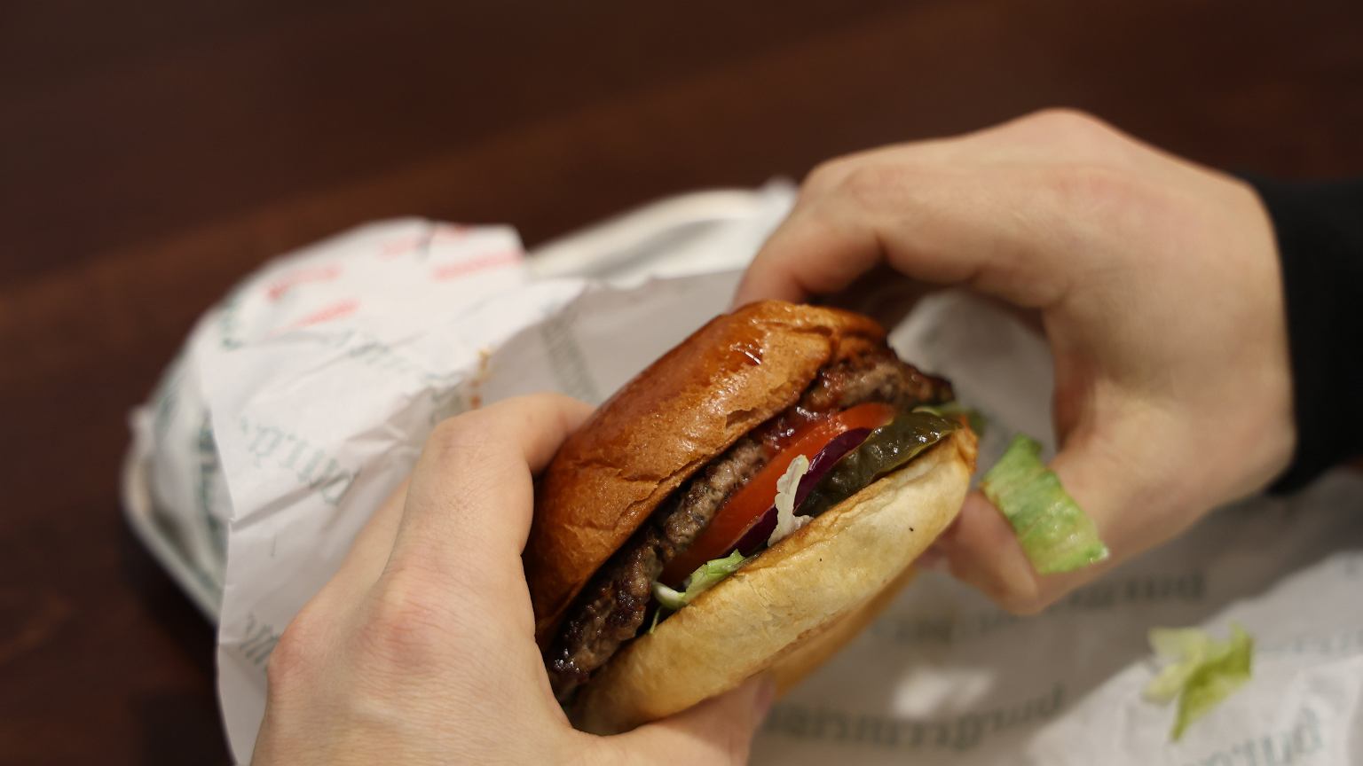 Nowa plaga w Polsce. Wyłudzają jedzenie od restauracji. 'Skrajnie chory poziom kombinowania'