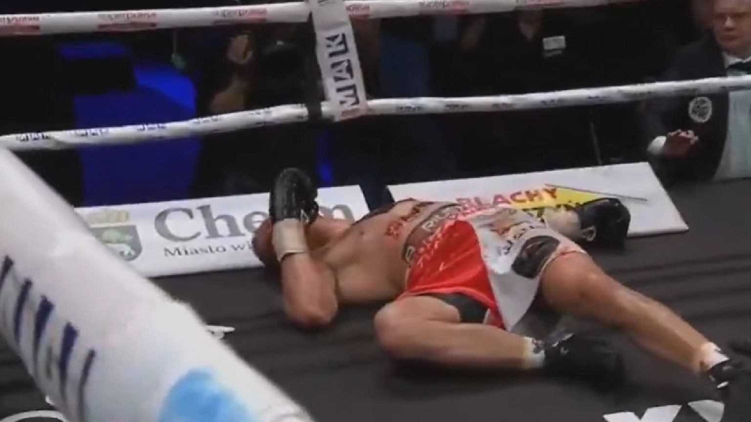 Nowe wieści ws. znokautowanego Polaka. Jest w śpiączce. Matka prosi o modlitwę