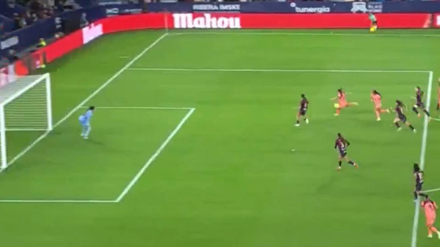 Hiszpanie rozpisują się o tym, co zrobiła Ewa Pajor. Brak słów Piłka nożna