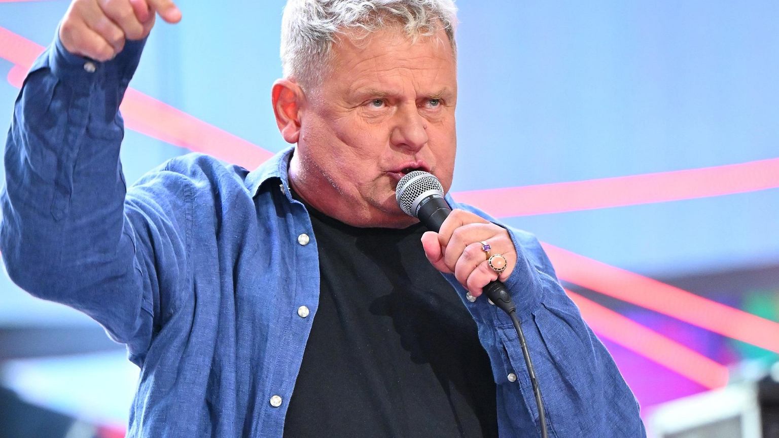 Kazik wspomina ojca, który zniknął bez pożegnania. "Przestałem pytać" - Plotek.pl