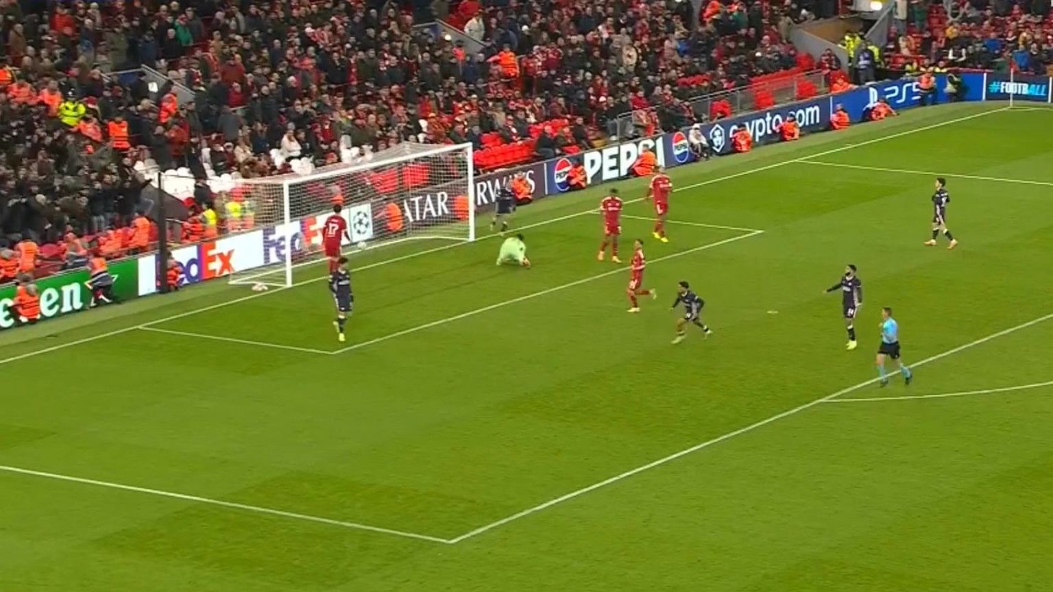 Gigant upokorzony, ależ sensacja w LM. 'Jesteśmy w d...' Piłka nożna - Sport.pl