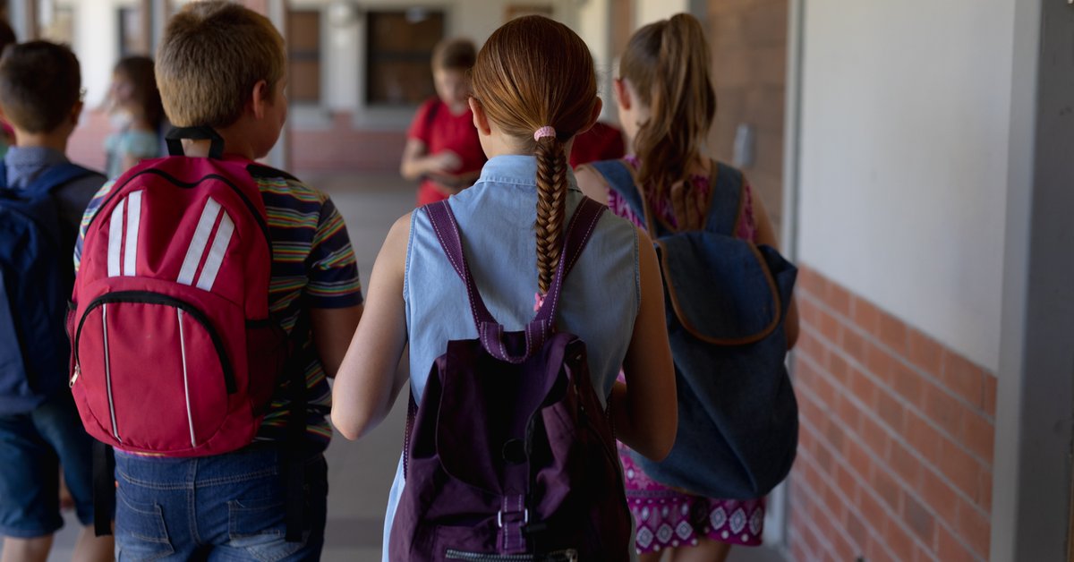 Kontrowersyjne słowa burmistrza wywołały burzę. "Dzieci ze wsi są gorzej ubrane"