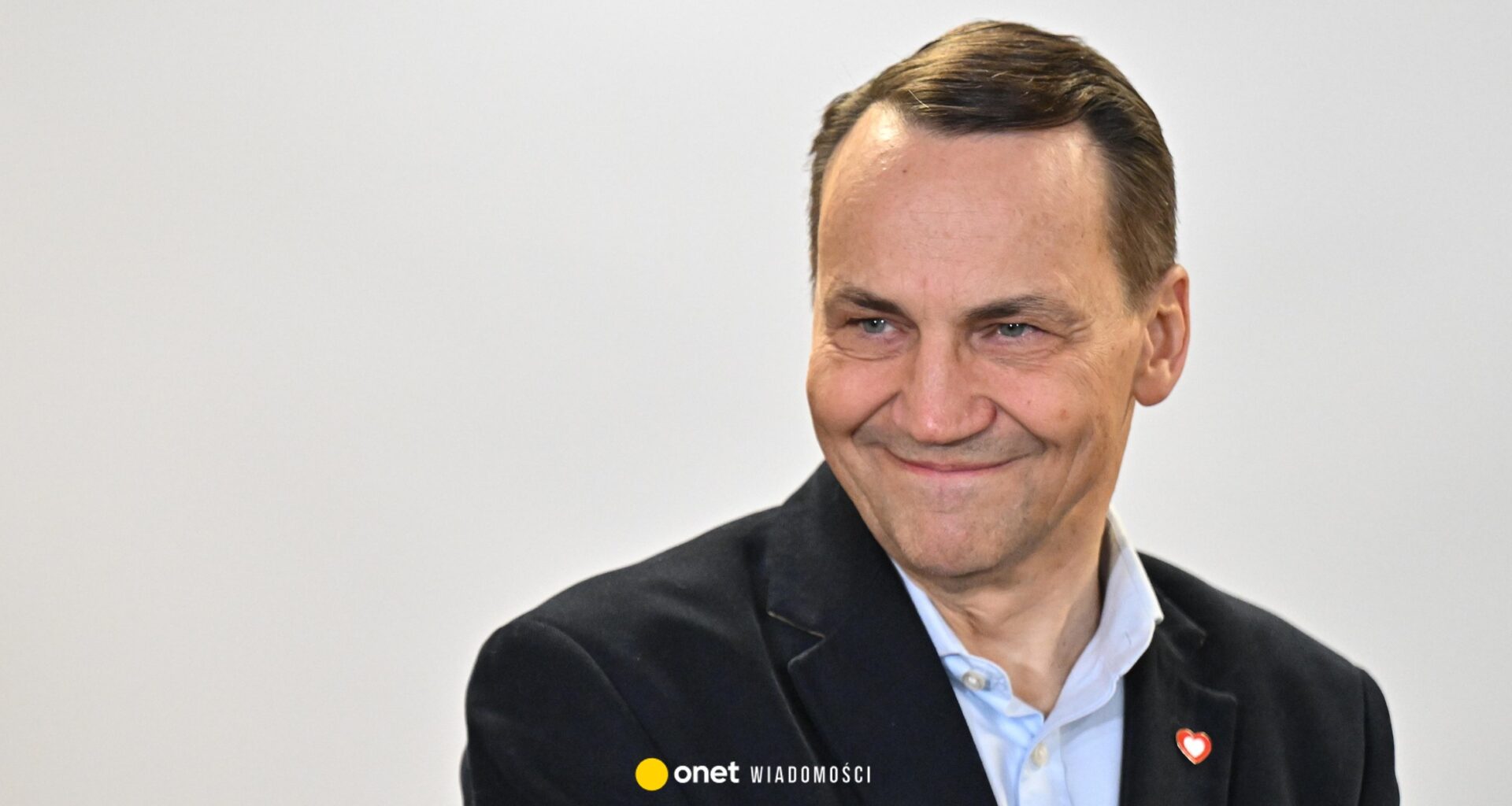 Radosław Sikorski ironicznie o Poczcie Polskiej. "Miłe rozmowy z rodakami"