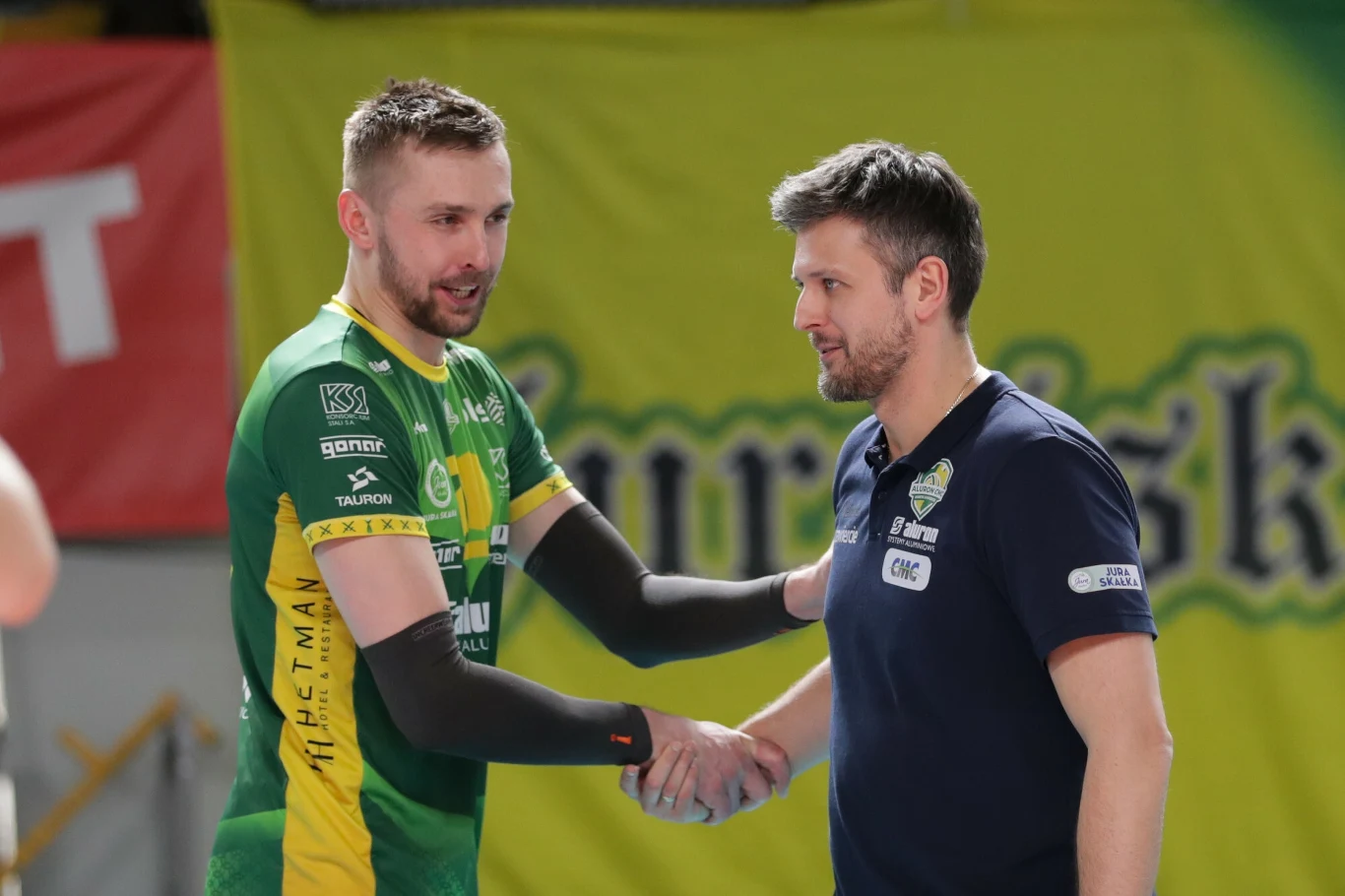 Mateusz Bieniek i Michał Winiarski, środkowy i trener Aluron CMC Warty Zawiercie
