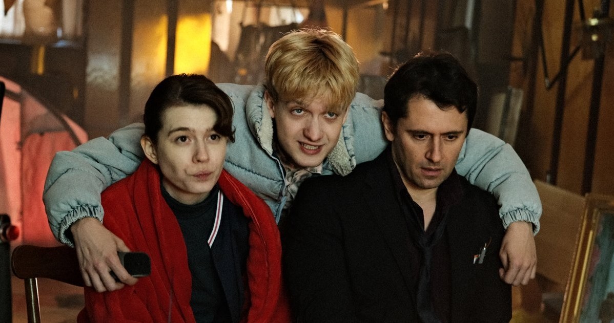 Magdalena Maścianica, Michał Sikorski i Bartłomiej Kotschedoff w "Życiu dla początkujących" /materiały prasowe