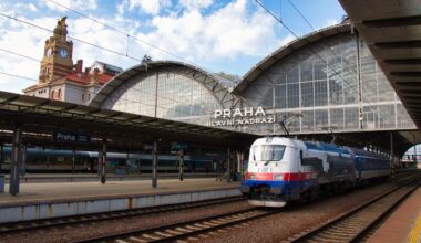 Czechy: Kradzież kabli na kolei w Pradze. Komunikacyjny paraliż