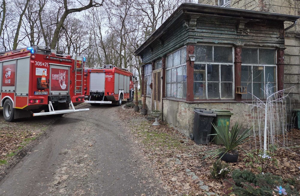 Komorniki. Tragiczny pożar w mieszkaniu, nie żyją dwie osoby