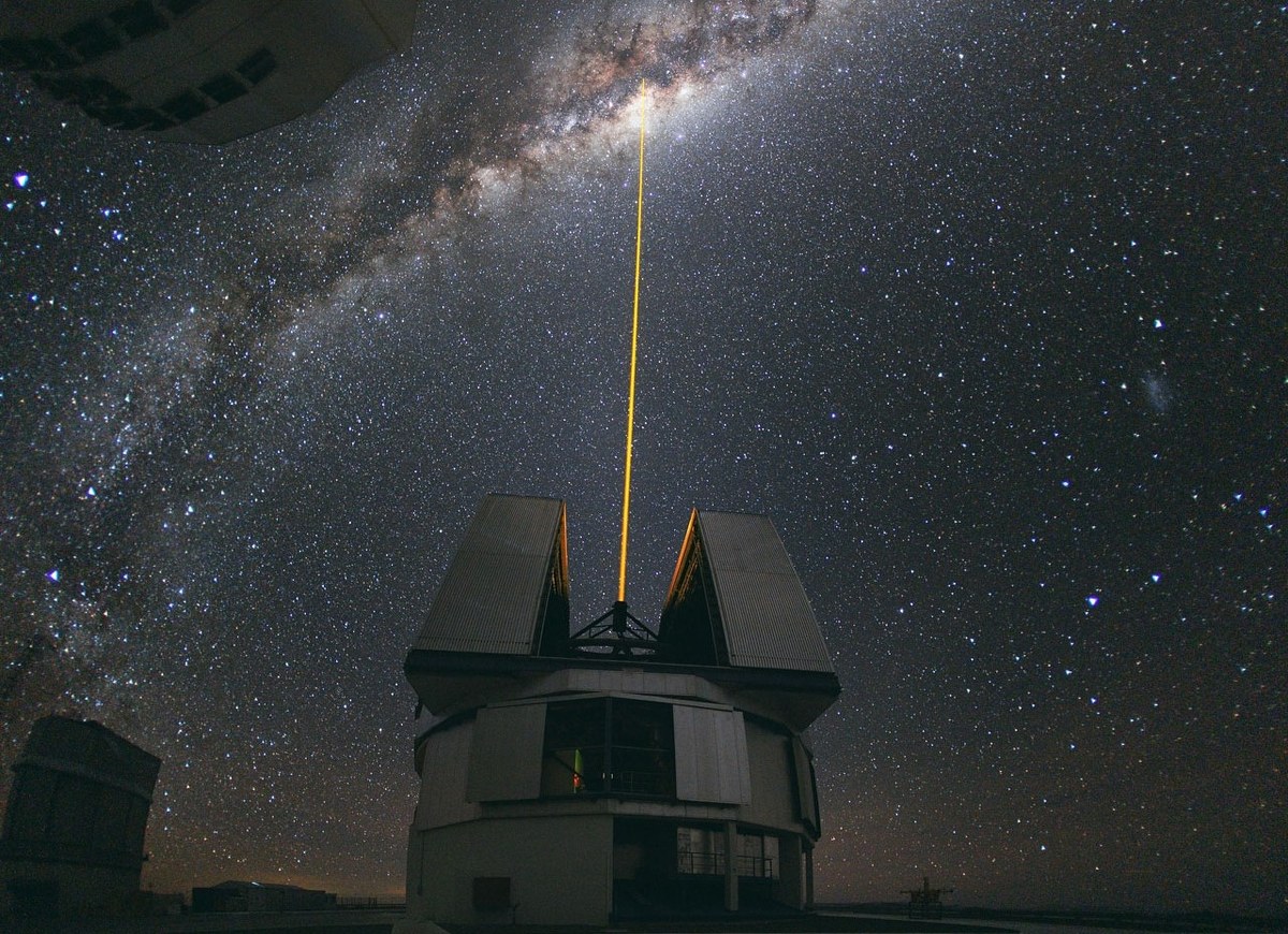 Obserwatorium Paranal na Pustyni Atakama w Chile. Naukowcy przyznają, że widoki nawet po latach nie przestają zachwycać