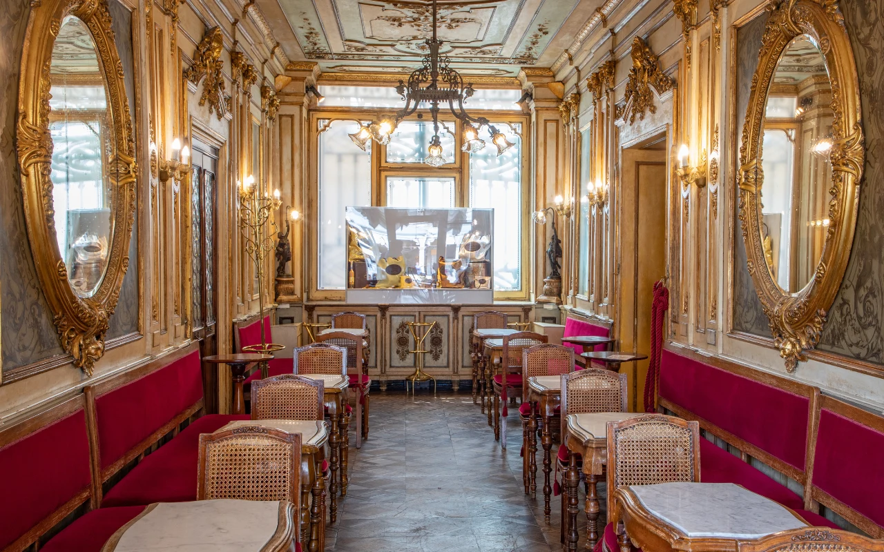 Sala delle Stagioni w Caffè Florian