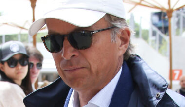 "Jedziemy autostradą z prędkością 200 km/h we mgle"