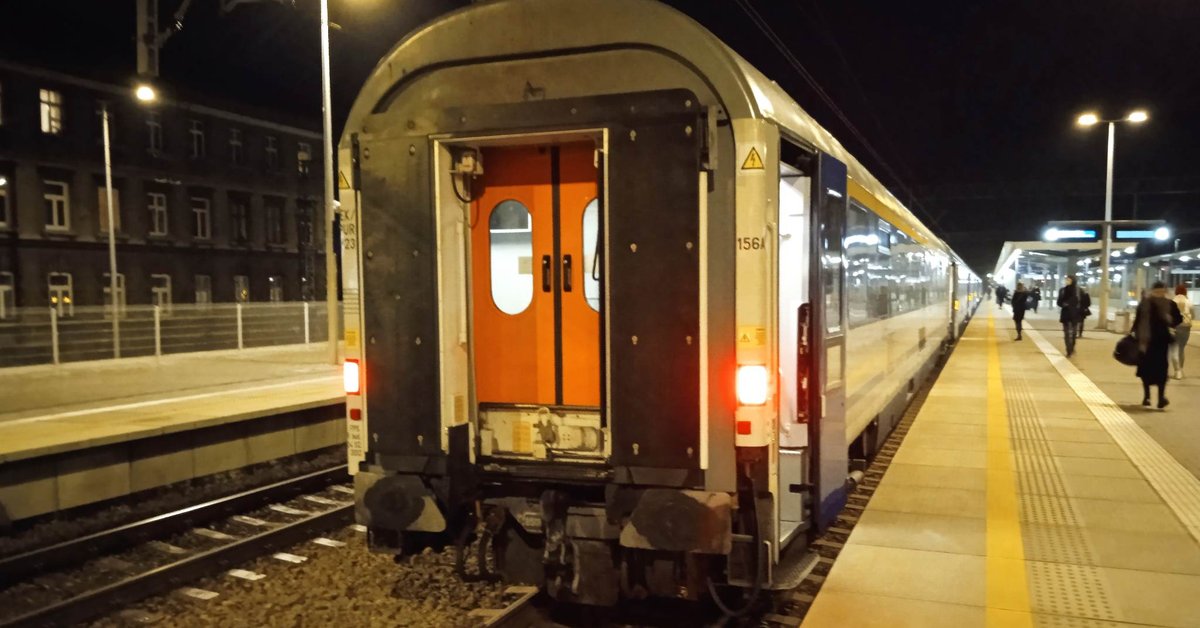 Ogromne zamieszanie z pociągami w Małopolsce. PKP odwołuje kursy w święta - Onet