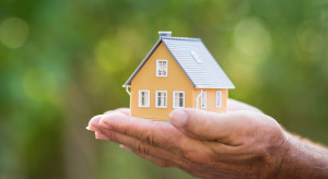 Czym Polacy zastępują stare piece do ogrzania domu?