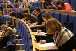 Te świadczenia przysługują studentom. Nawet kilka tysięcy złotych rocznie