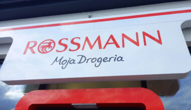 Rossmann przecenił z 200 zł na 94,99 zł. Okazja przed świętami :: RMF FM