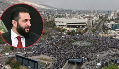 Tłum Syryjczyków podczas parady wojskowej upamiętniającej pierwszą rocznicę obalenia reżimu Baszszara al-Asada, Damaszek, Syria, 8 grudnia 2025 r. W ramce tymczasowy prezydent Syrii Ahmad asz-Szara