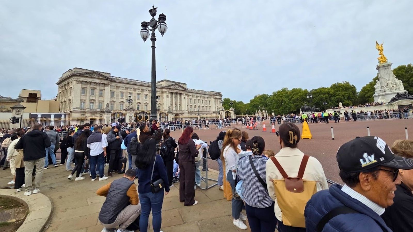 Pałac Buckingham w Londynie we wrześniu 2025 r.