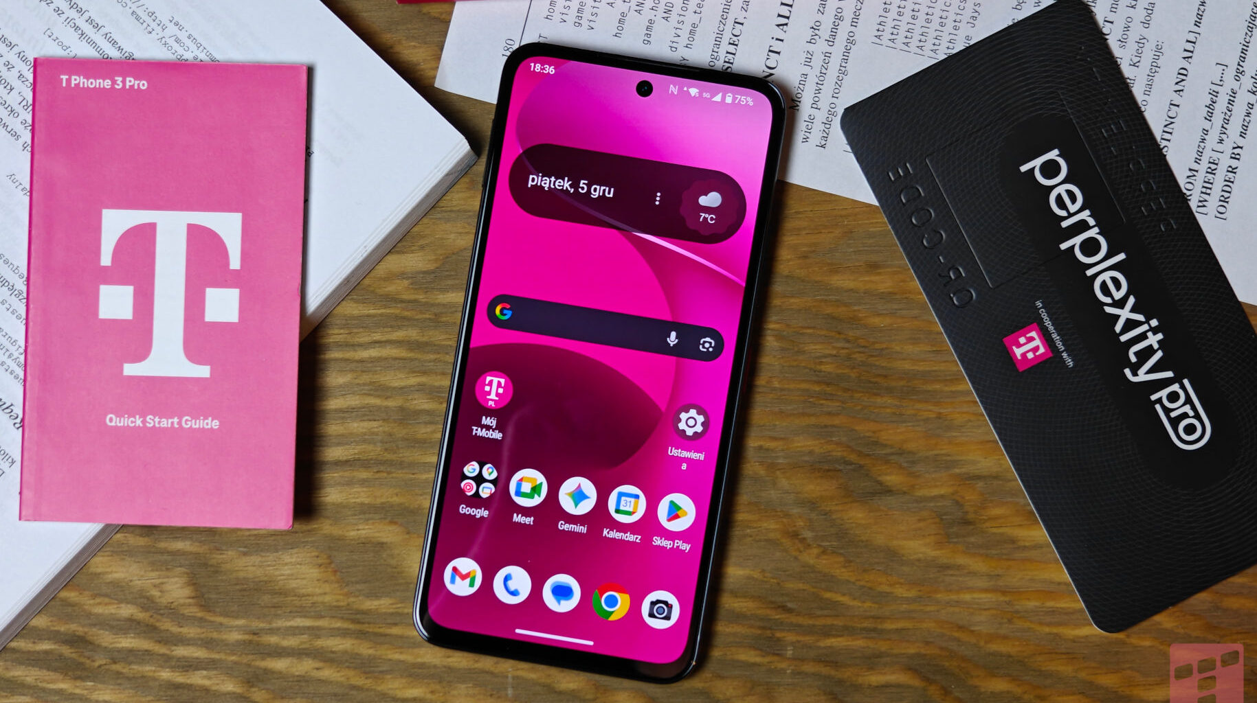 T Phone 3 Pro – test. 1449 zł za telefon, 1700 zł w gratisach