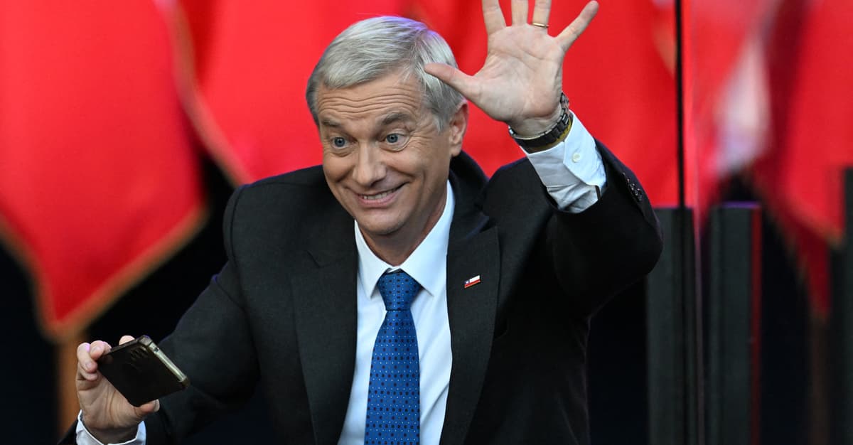 Chile skręca w prawo. Wygra orędownik „ładu i porządku"