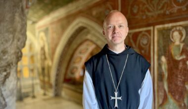 Bp Varden: to budujące mieć takiego Papieża