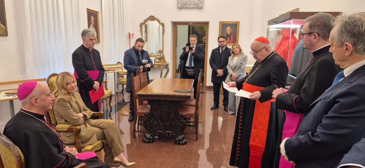 Premier Włoch inauguruje Muzeum św. Jana Pawła II w Kolegium Polskim w Rzymie