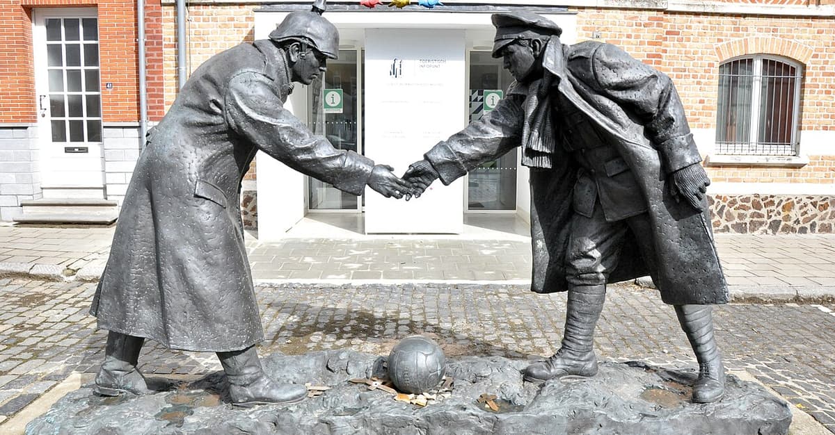 Bożonarodzeniowy rozejm: cicha noc, która się nie powtórzy