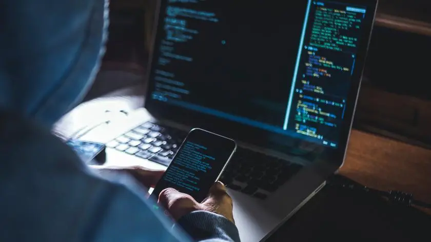 Kraków. 81-latka sądziła, że inwestuje w kryptowaluty. Straciła 850 tysięcy