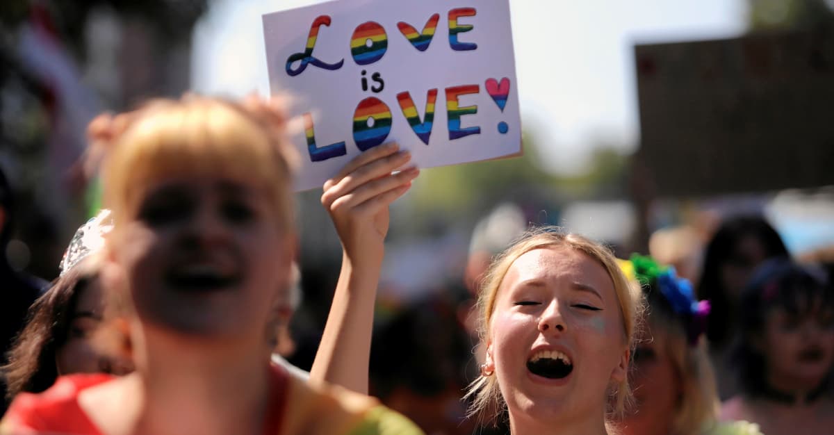 Rząd przyjął ustawę o osobie najbliższej. „Jest większość w Sejmie”