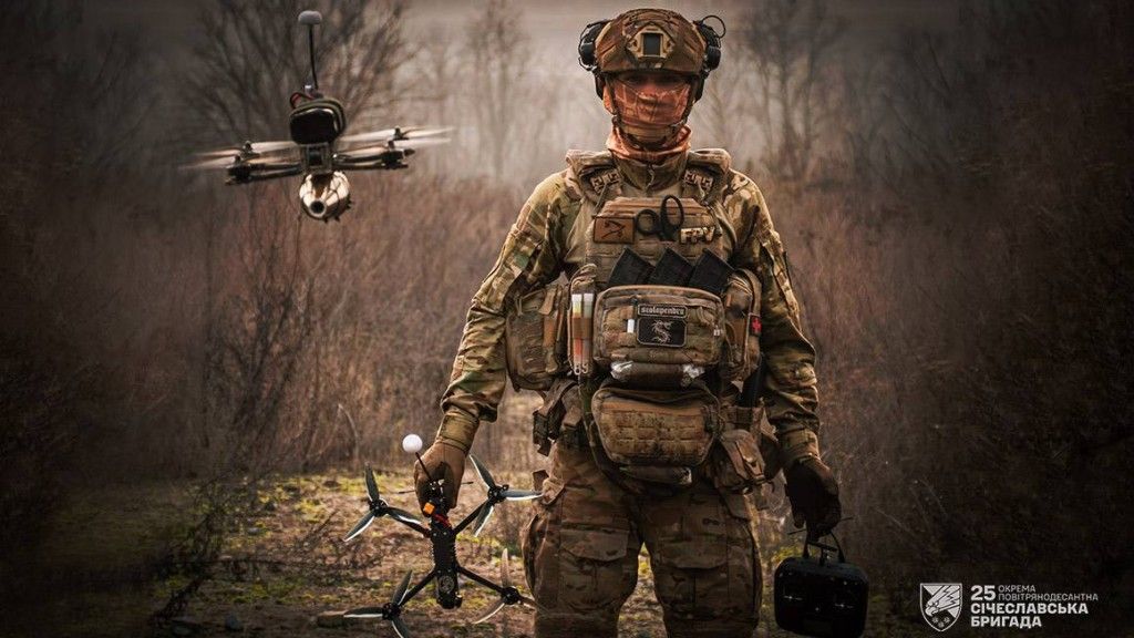 Elita z desantu łata dziury na froncie