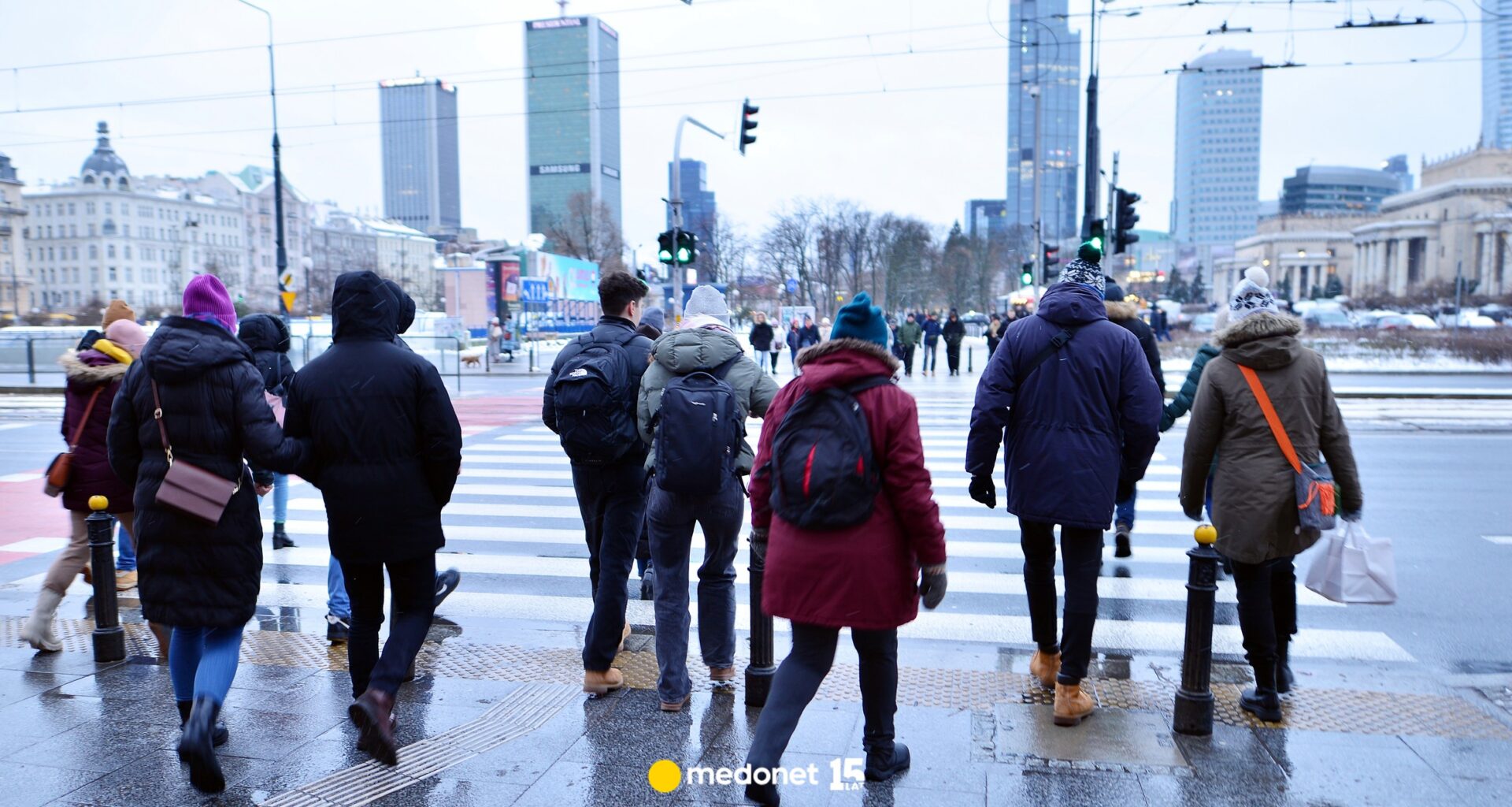 Duży wzrost liczby zakażonych wirusem w Polsce. Do zakażenia zwykle dochodzi w jednej sytuacji