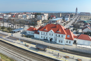 Krócej z Trójmiasta na Hel. PKP PLK chce zwiększyć przepustowość linii kolejowej
