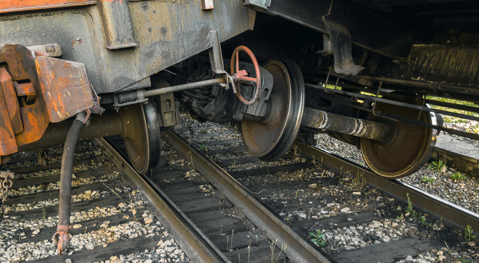 Wykoleiły się dwa pociągi. Dramatyczna sytuacja na linii kolejowej