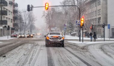 Nadciąga lodowaty front. Meteorolodzy: zacznie się po Nowym Roku - Polska