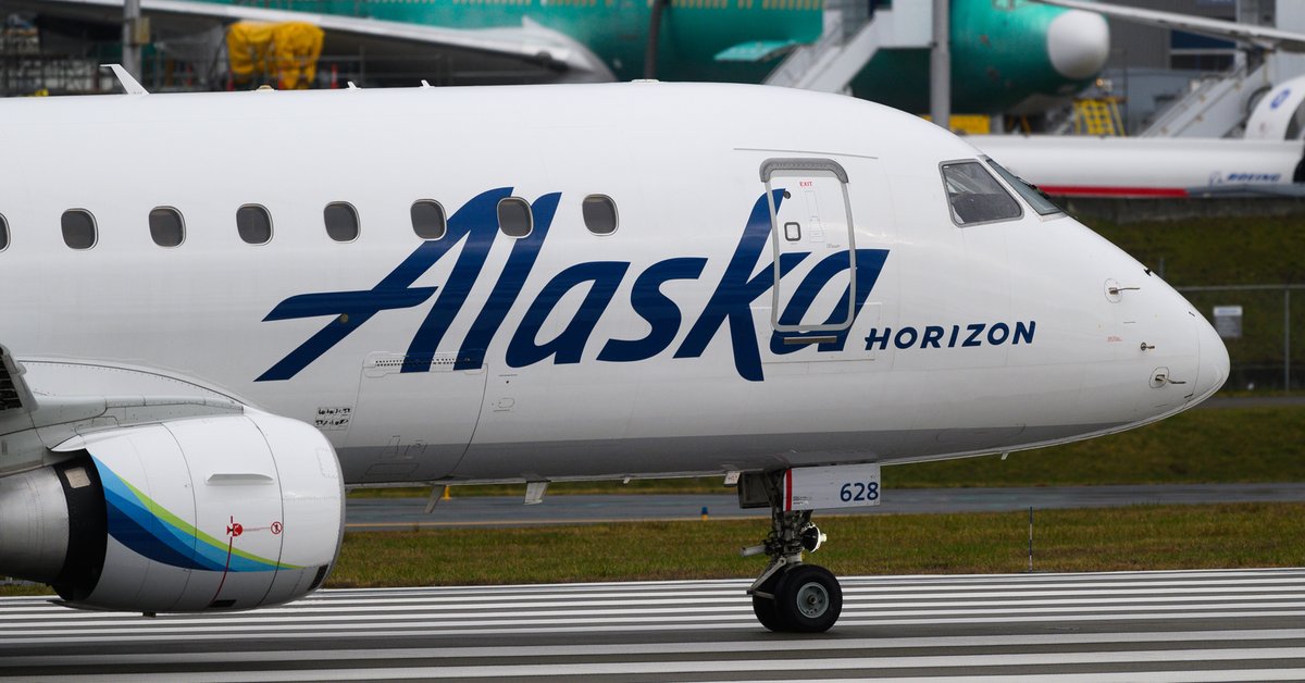 Pilot próbował rozbić samolot pasażerski. Ujawniono wstrząsające nagranie