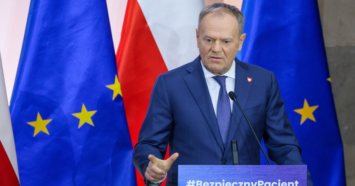 Polacy ocenili rząd Donalda Tuska jak w szkole. "Jedynek" jest najwięcej [SONDAŻ] - Onet