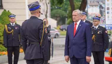 „Mamy pewien problem”. Wiceszef MSWiA o wypłatach mieszkaniówki