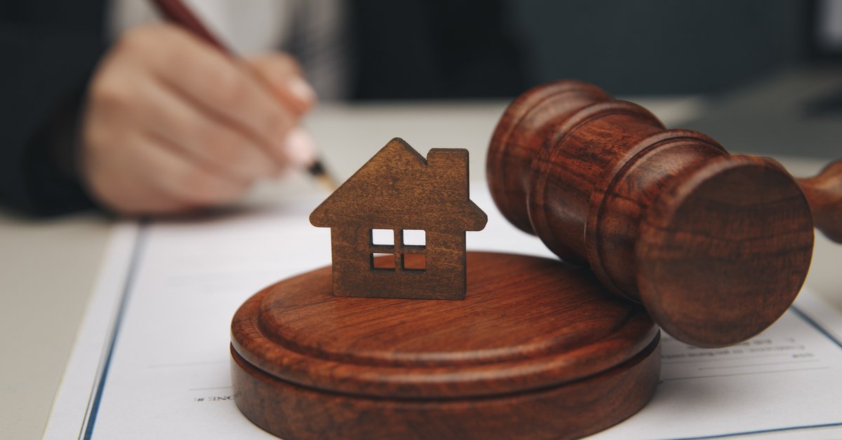 Nie ma długów, ale komornik i tak zlicytuje jej dom. "Wybrał tę drogę"