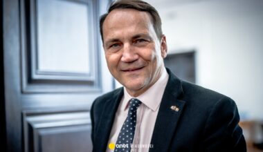 Radosław Sikorski oceniony w sondażu. Wielu na prawicy się waha