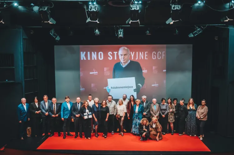 We wrześniu w Gdyńskim Centrum Filmowym uhonorowano zmarłego pięć miesięcy wcześniej Leszka Kopcia - wieloletniego dyrektora FPFF i szefa placówki, która od teraz nosi jego imię.