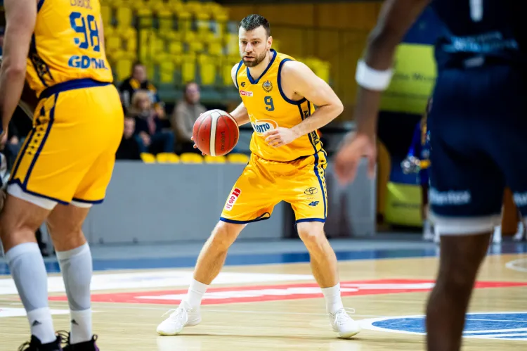 Kamil Łączyński był jednym z liderów AMW Arki w wygranej z MKS Dąbrowa Górnicza