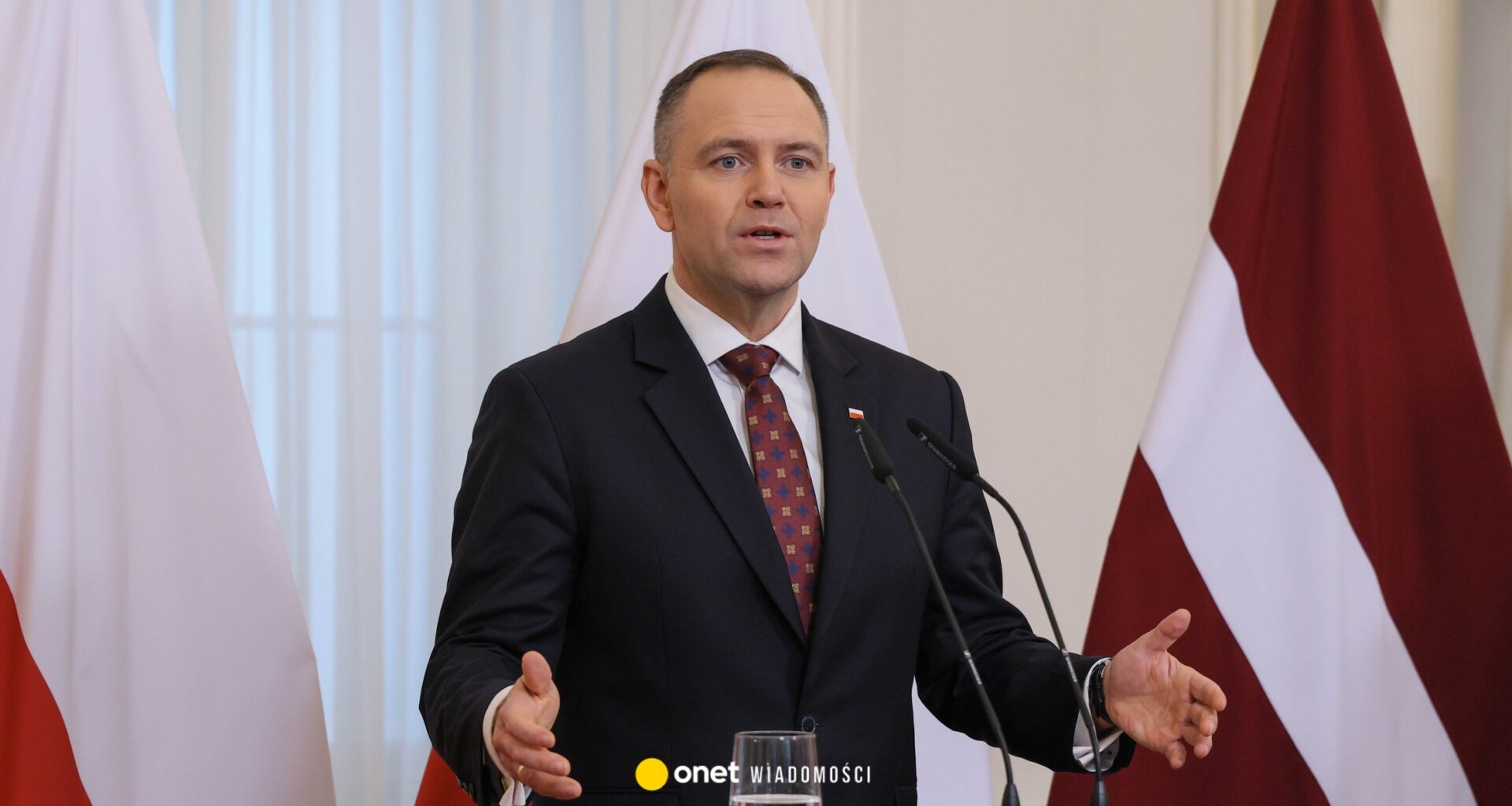 Karol Nawrocki o przekazaniu Ukrainie polskich myśliwców. "Jakieś nieporozumienie"