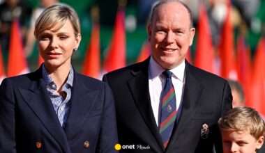 "Najsmutniejsza księżna świata" na zdjęciu z rodziną. Bliźniaki rosną jak na drożdżach